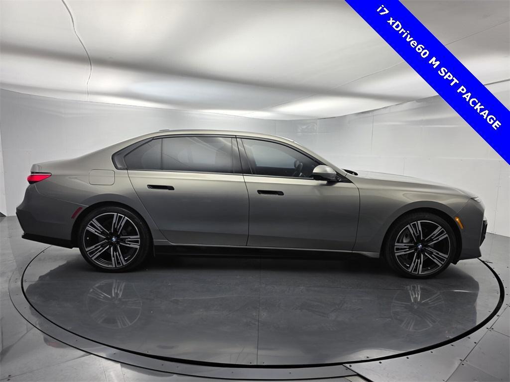 BMW i7 2023