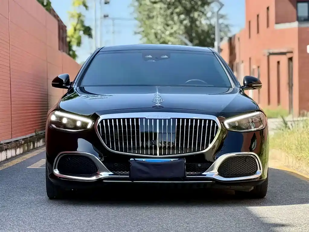 Mercedes-Benz Maybach S-Класс 2022