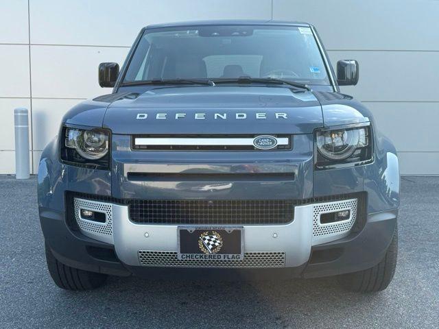 Land Rover Defender 2023