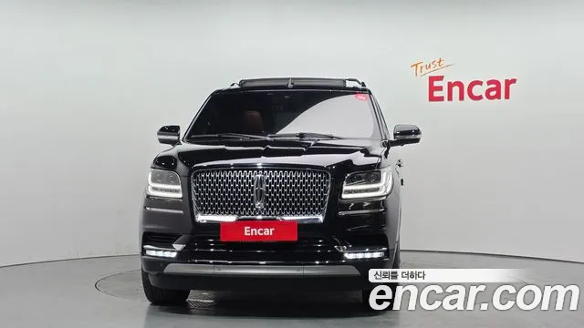 Lincoln Navigator 2021