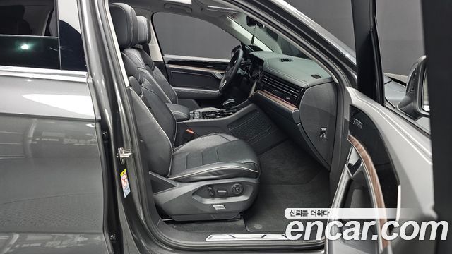 Volkswagen Touareg 2024