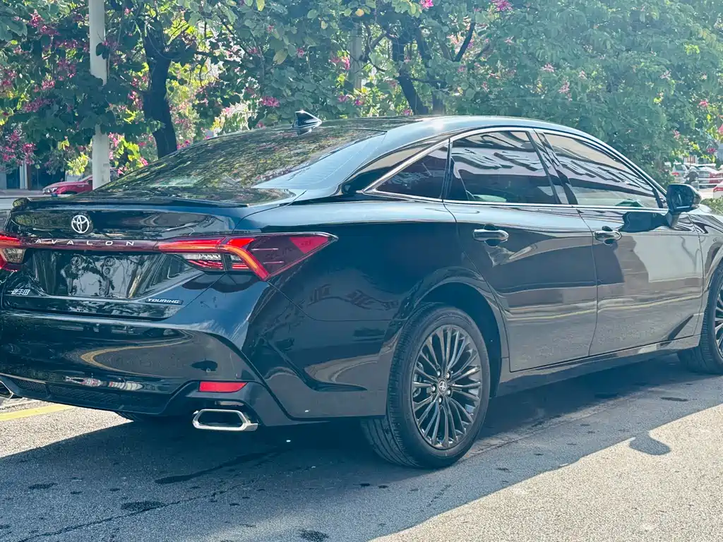 Toyota Avalon 2024
