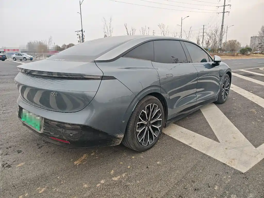 Zeekr 007 2024