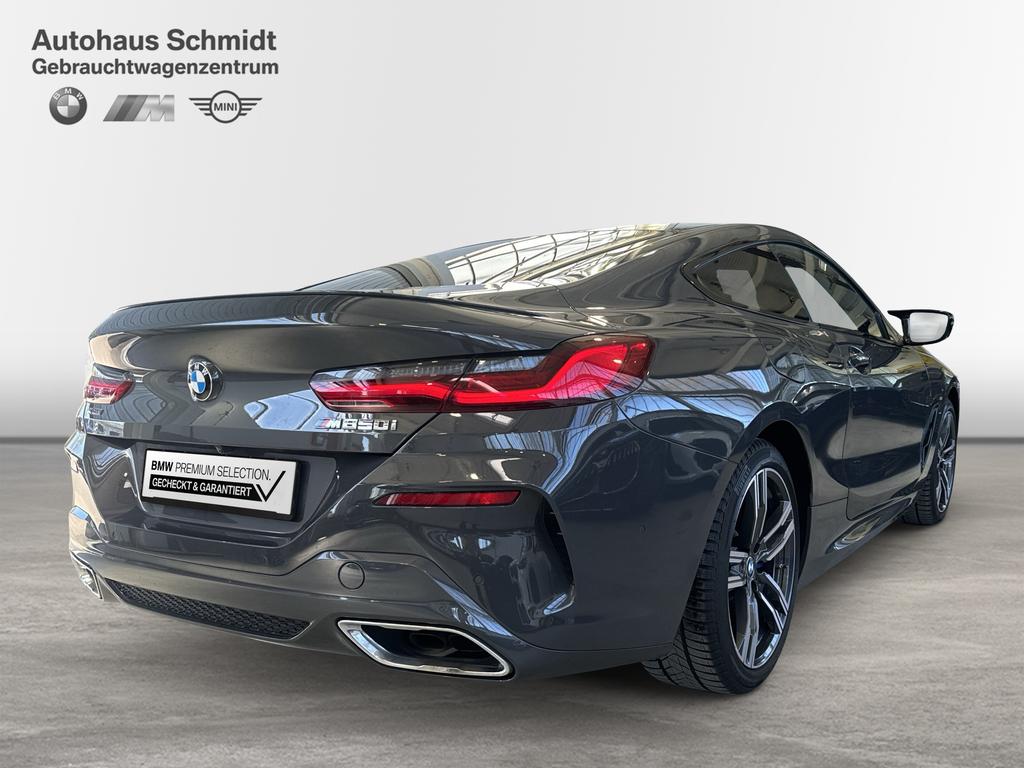 BMW M850 2023