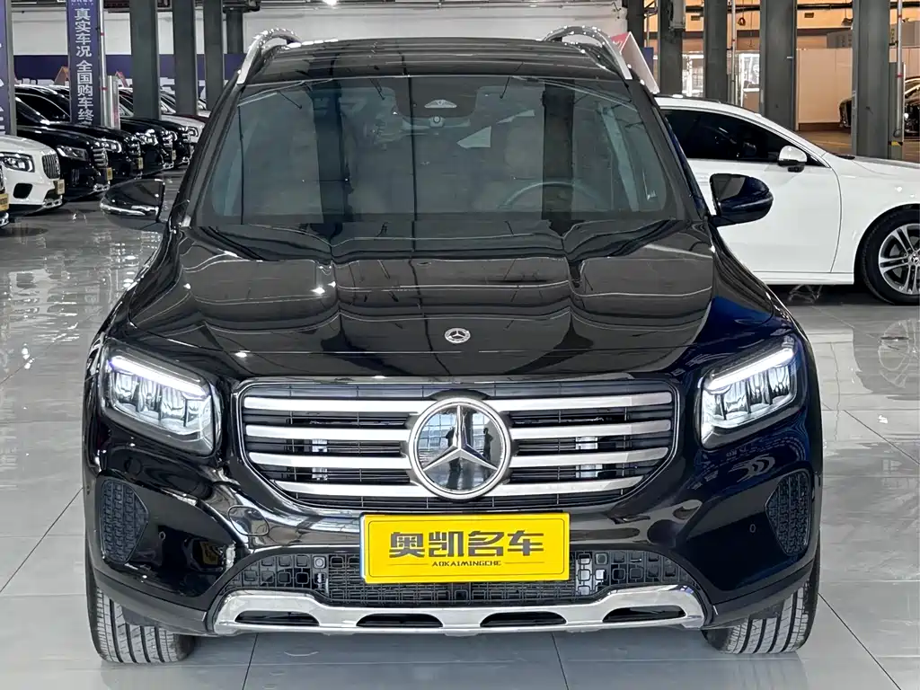 Mercedes-Benz GLB 2025