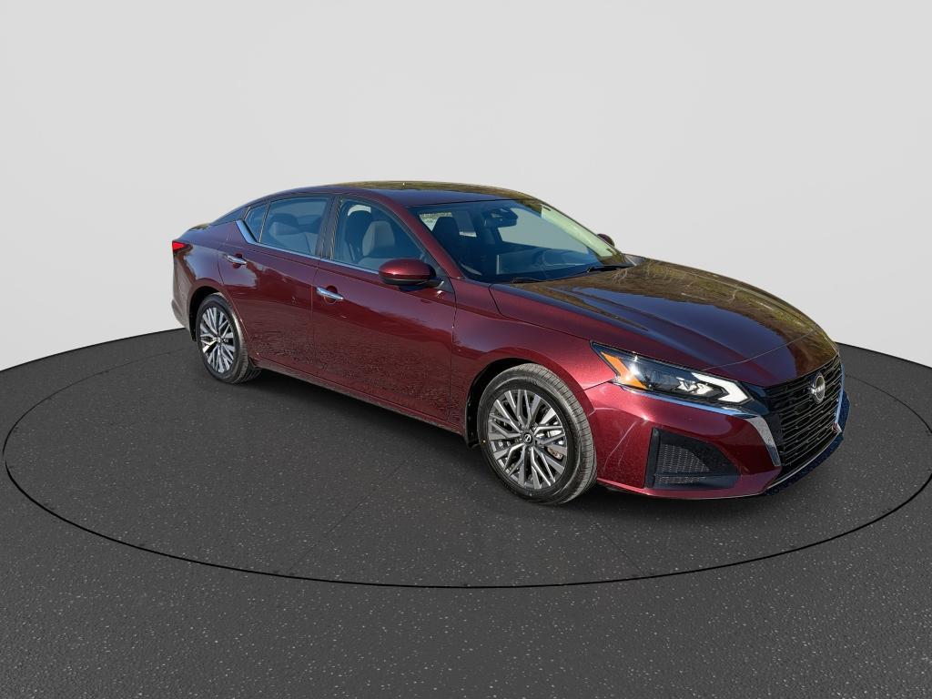 Nissan Altima 2024