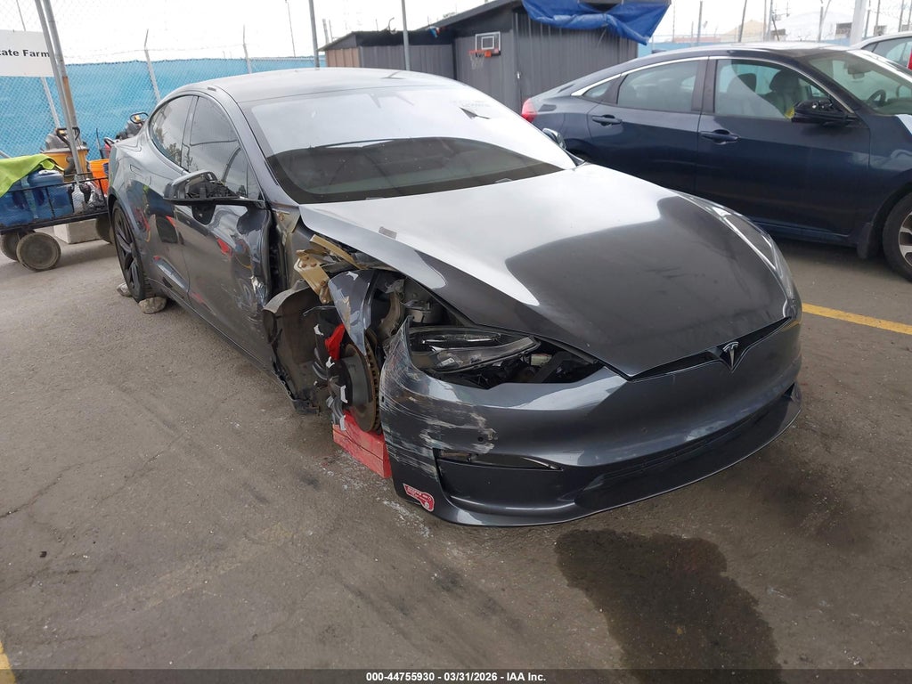 Tesla Model S 2021