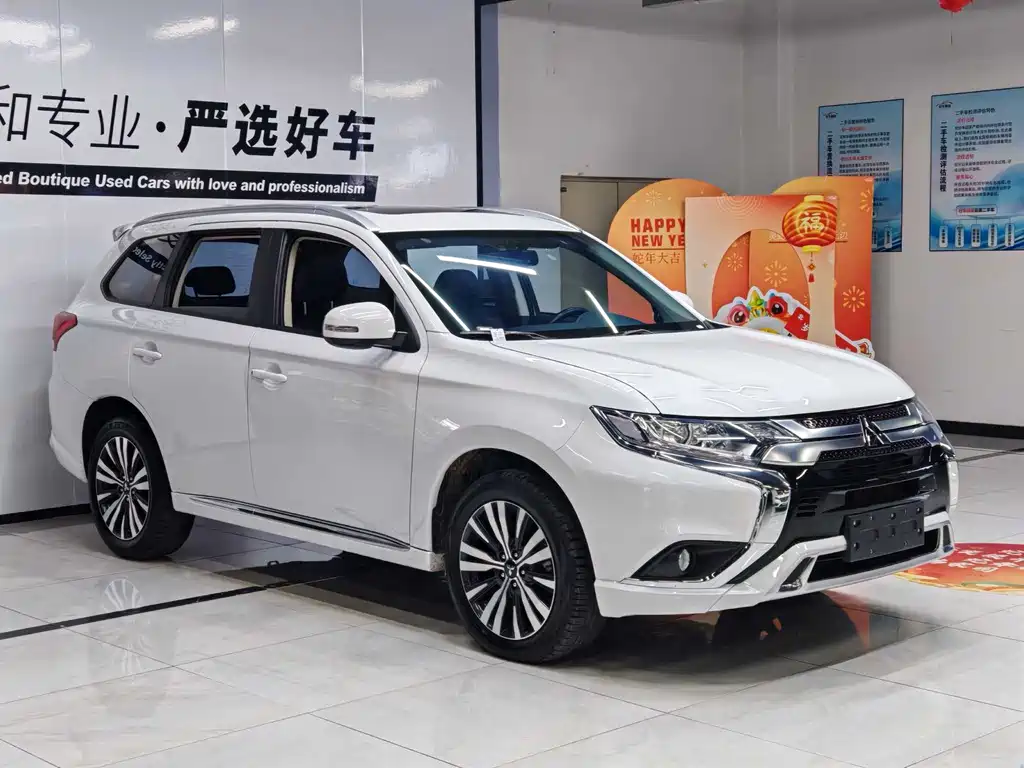 Mitsubishi Outlander 2022