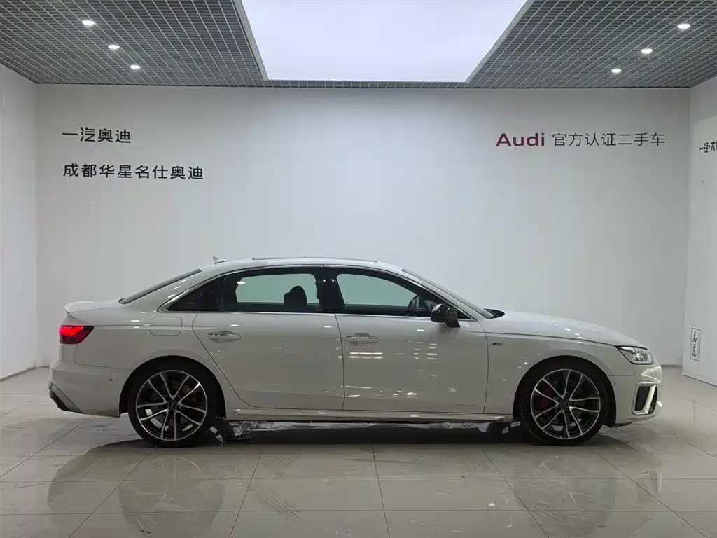Audi A4 2021