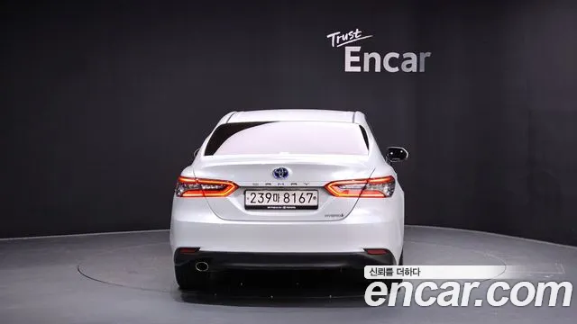 Toyota Camry 2023