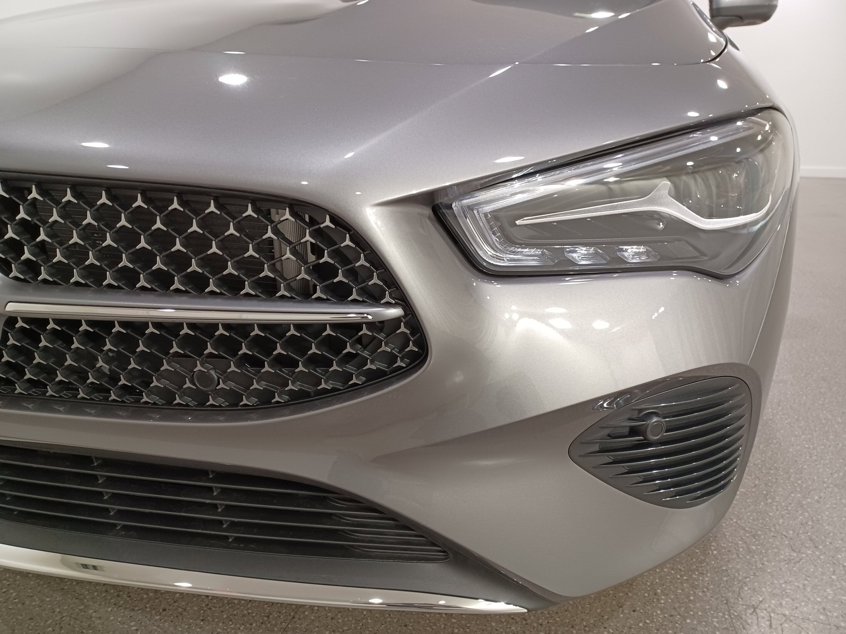 Mercedes-Benz CLA 2025