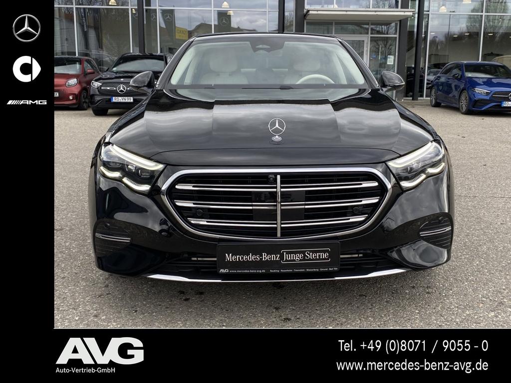 Mercedes-Benz E 220 2025
