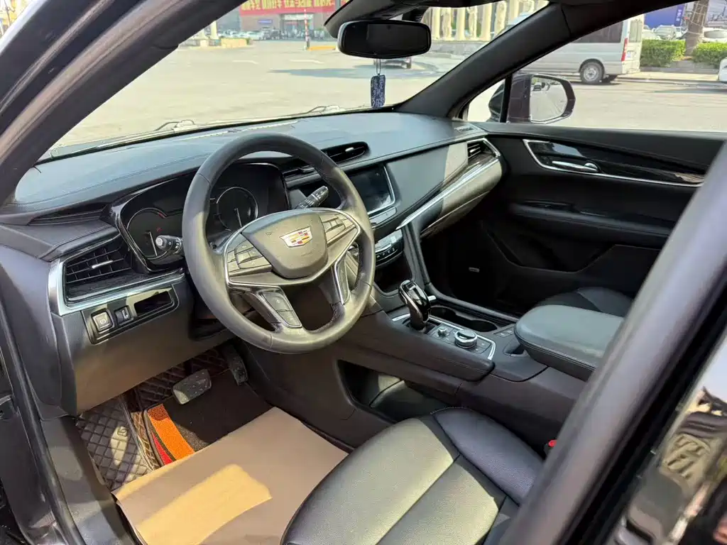 Cadillac XT5 2021