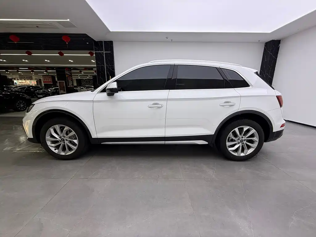 Audi Q5 2024