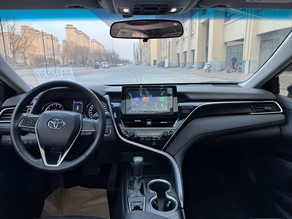 Toyota Camry 2024