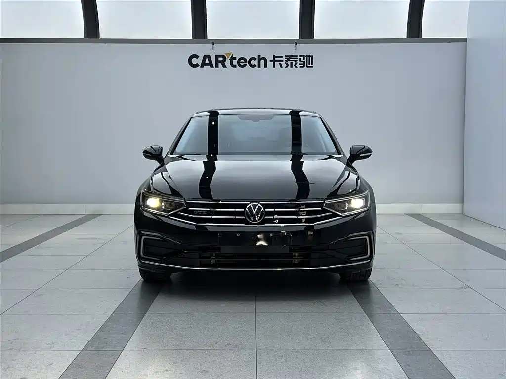 Volkswagen Magotan 2023