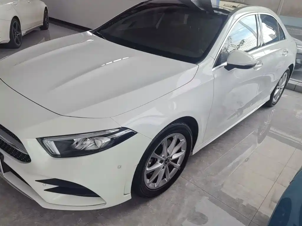 Mercedes-Benz A-Класс 2022