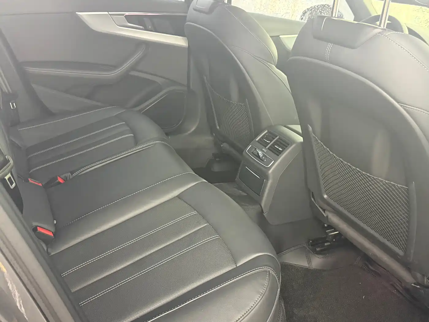Audi A4 2023