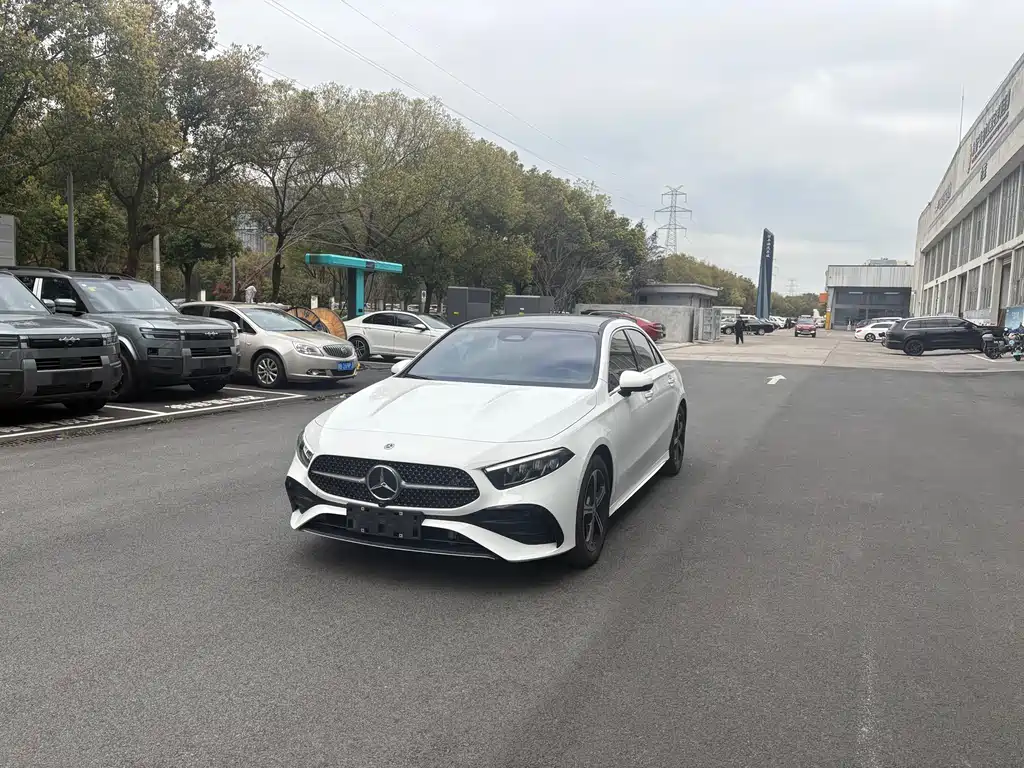 Mercedes-Benz A-Класс 2024