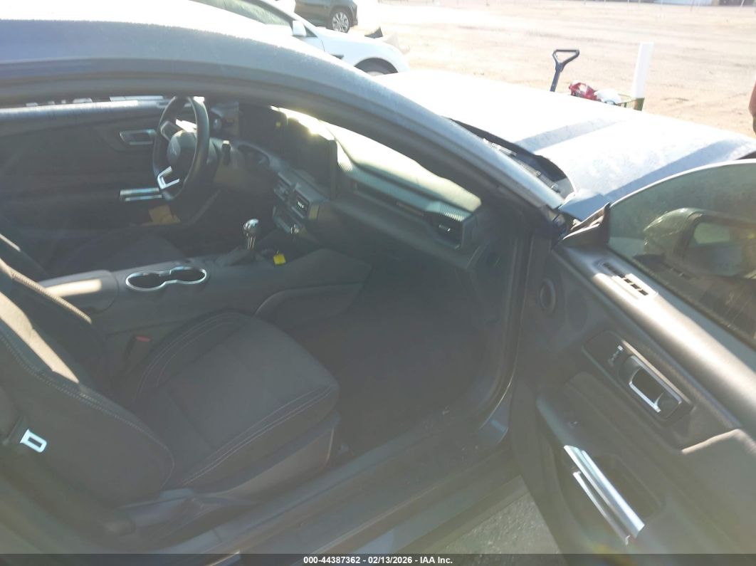 Ford Mustang 2025
