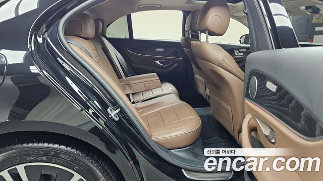 Mercedes-Benz E-Класс 2020