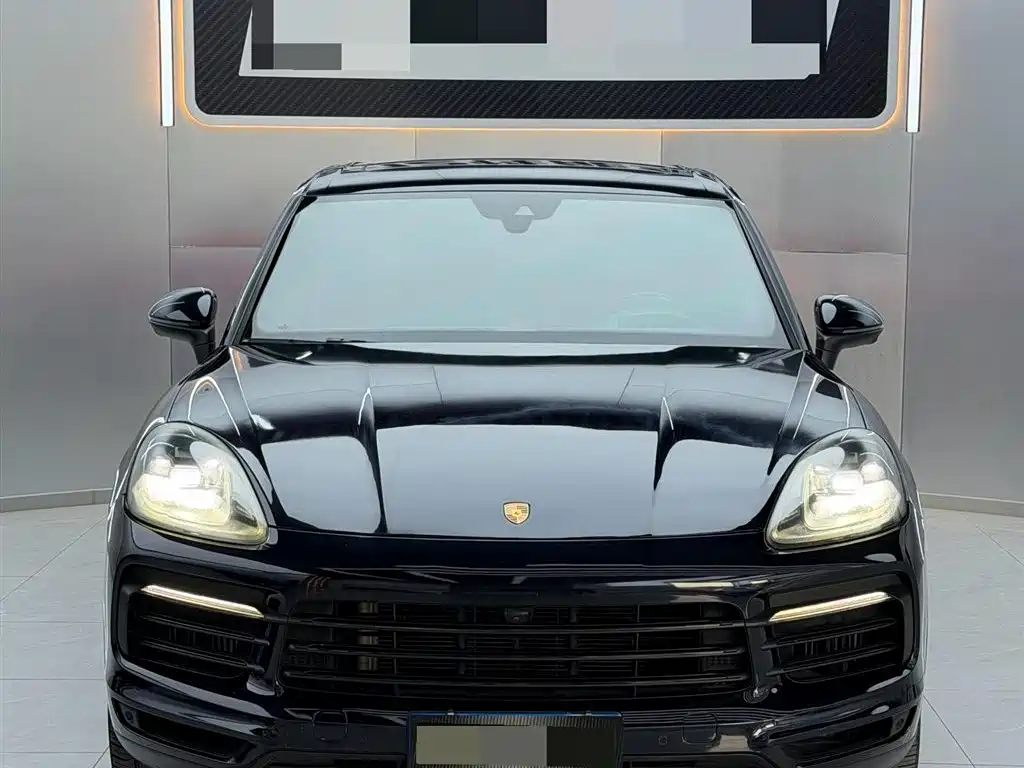 Porsche Cayenne 2023