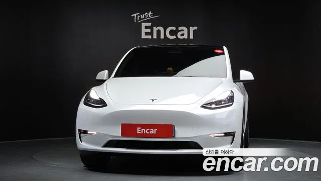 Tesla Model Y 2021