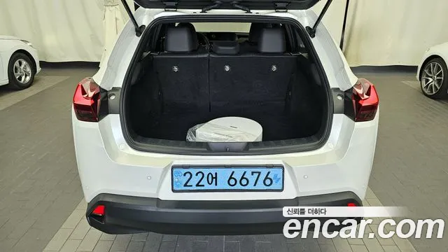 Lexus UX 2022