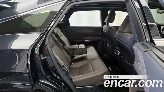 Lexus RX 2023