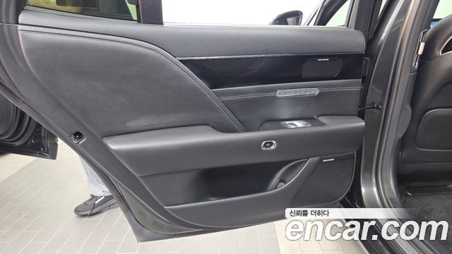 Genesis G90 2022