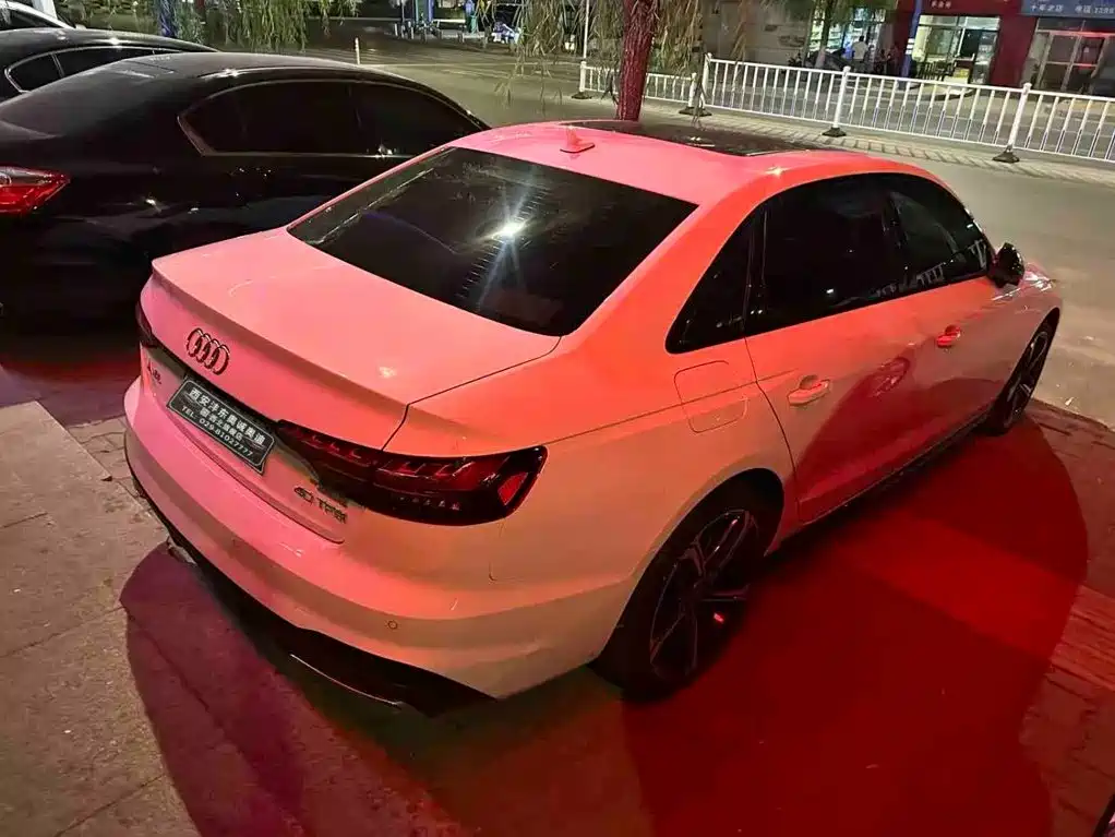 Audi A4 2025