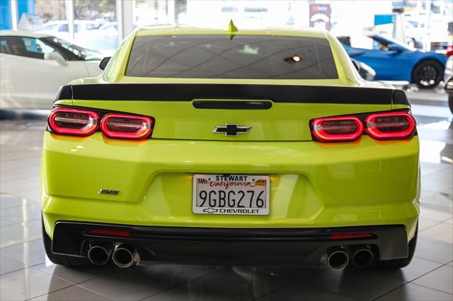 Chevrolet Camaro 2021