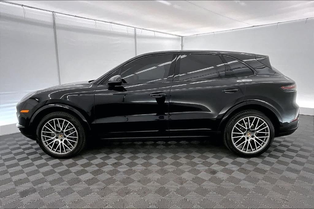 Porsche Cayenne 2022