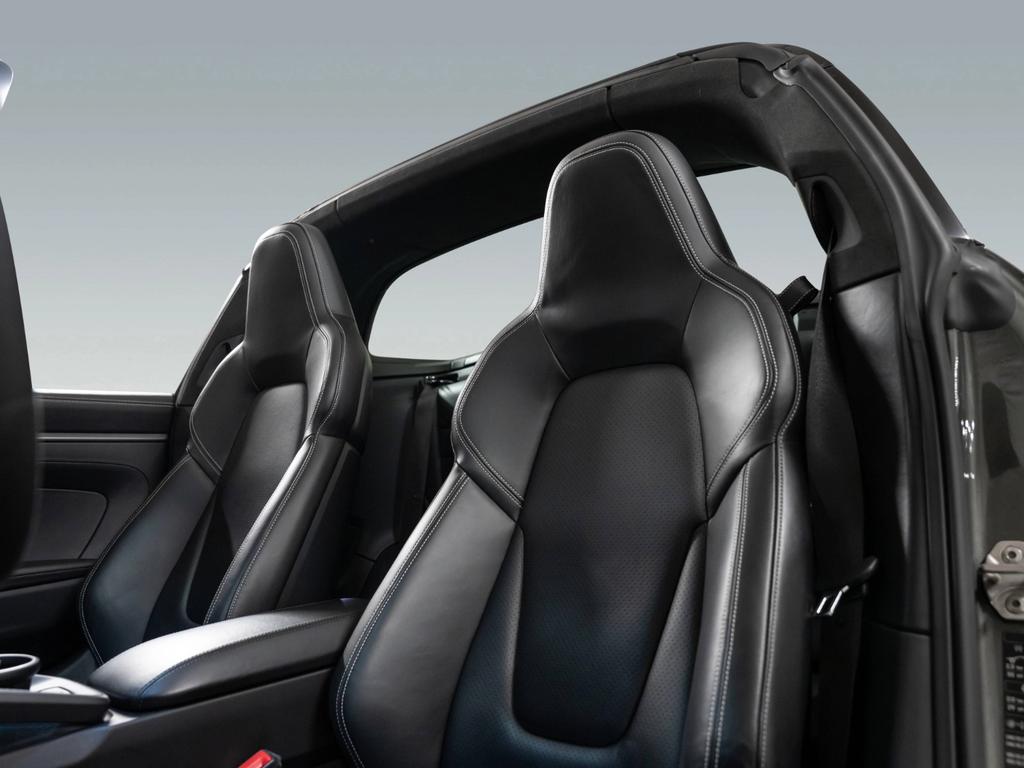 Porsche 992 2021
