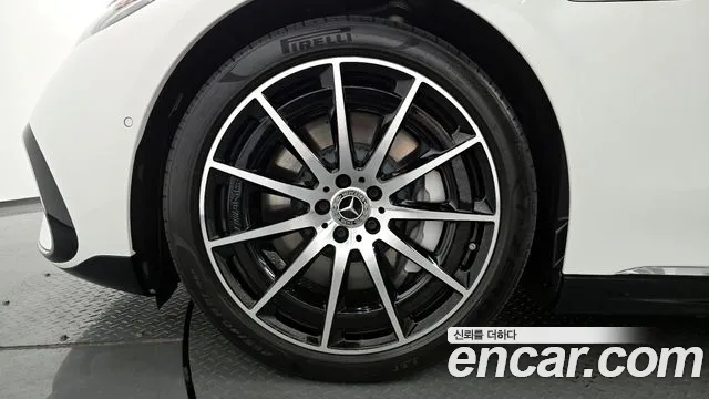 Mercedes-Benz EQS 2023