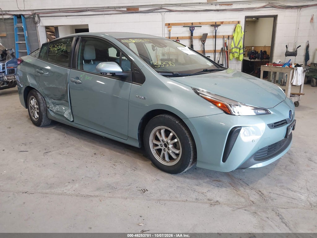 Toyota Prius 2021