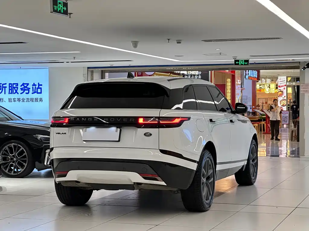 Land Rover Range Rover Velar 2024