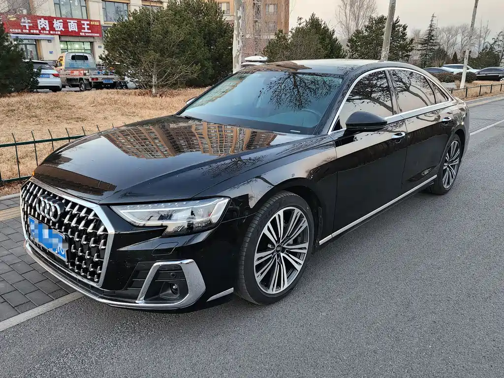 Audi A8 2024