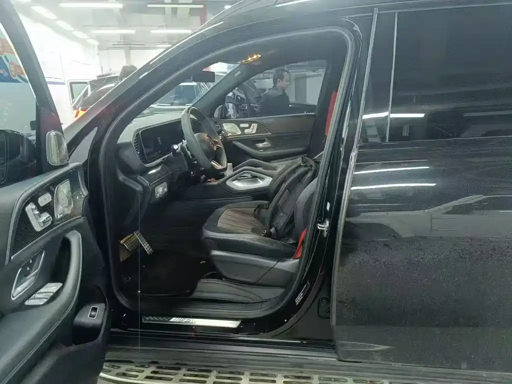 Mercedes-Benz GLS AMG 2024
