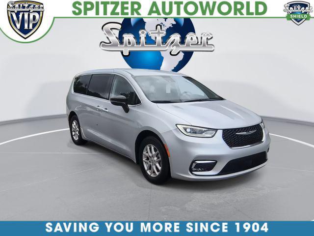 Chrysler Pacifica 2024