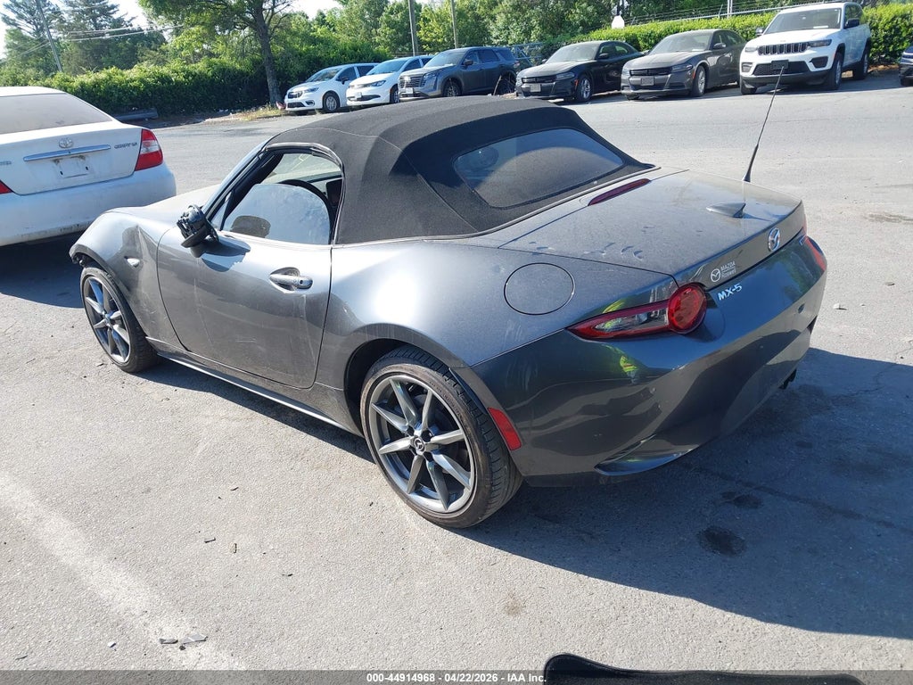 Mazda MX-5 2023