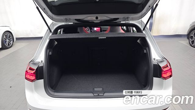 Volkswagen Golf 2023