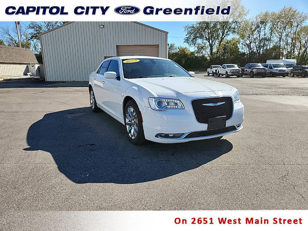 Chrysler 300 2022