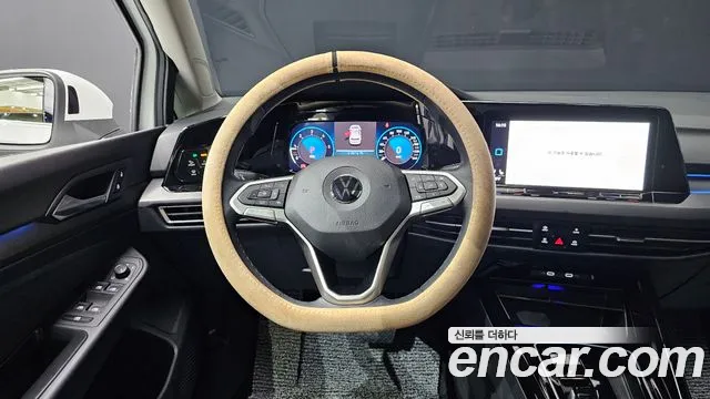 Volkswagen Golf 2023