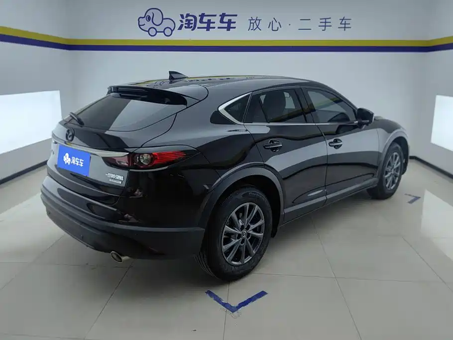 Mazda CX-4 2023