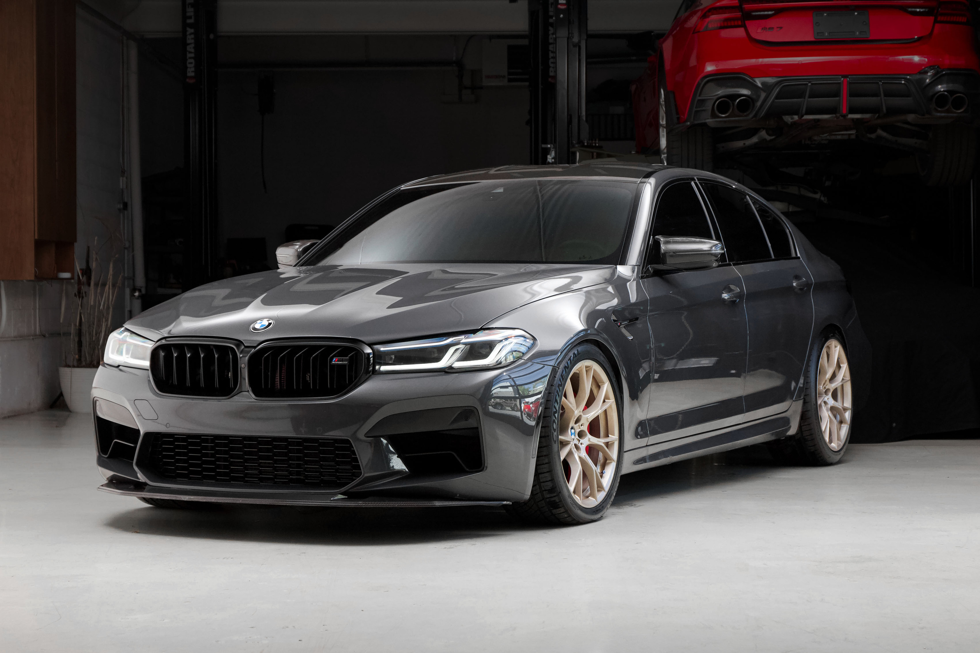 BMW M5 2021