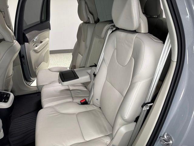 Volvo XC90 2025