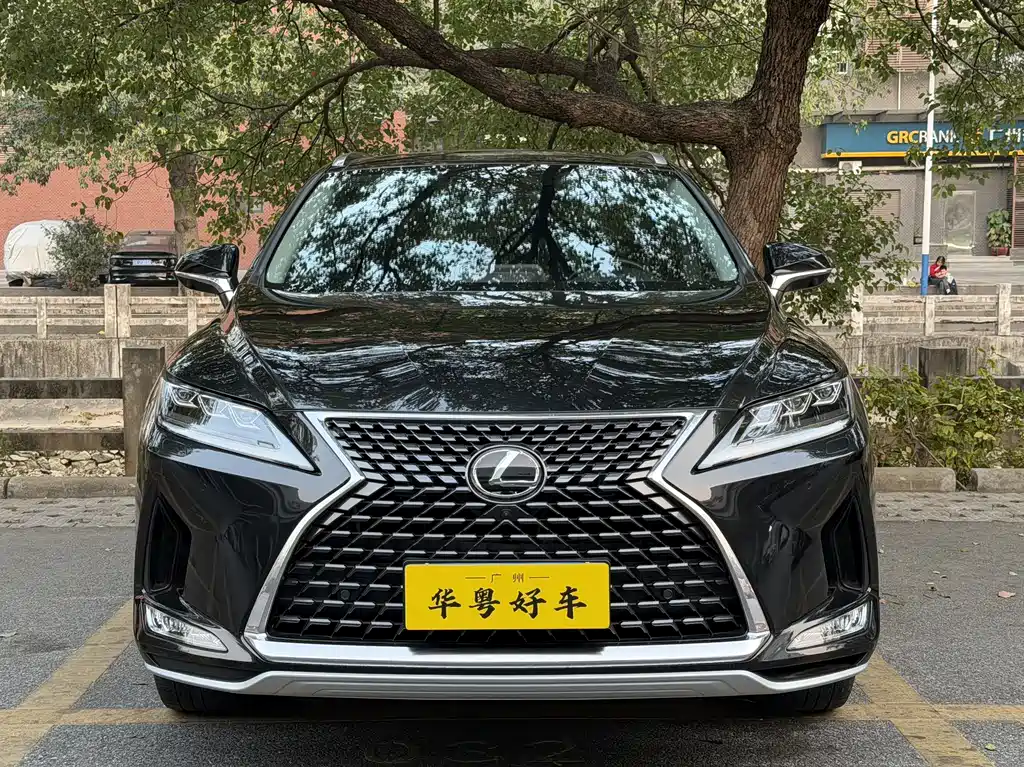 Lexus RX 2022