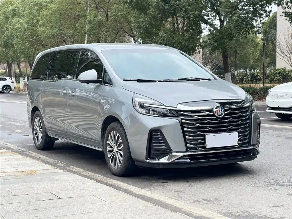 Buick GL8 2024