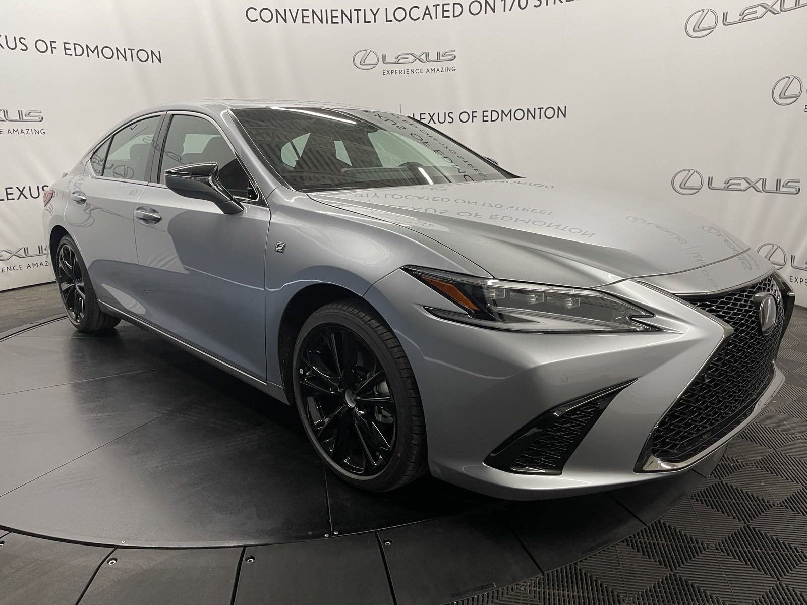 Lexus ES 2024